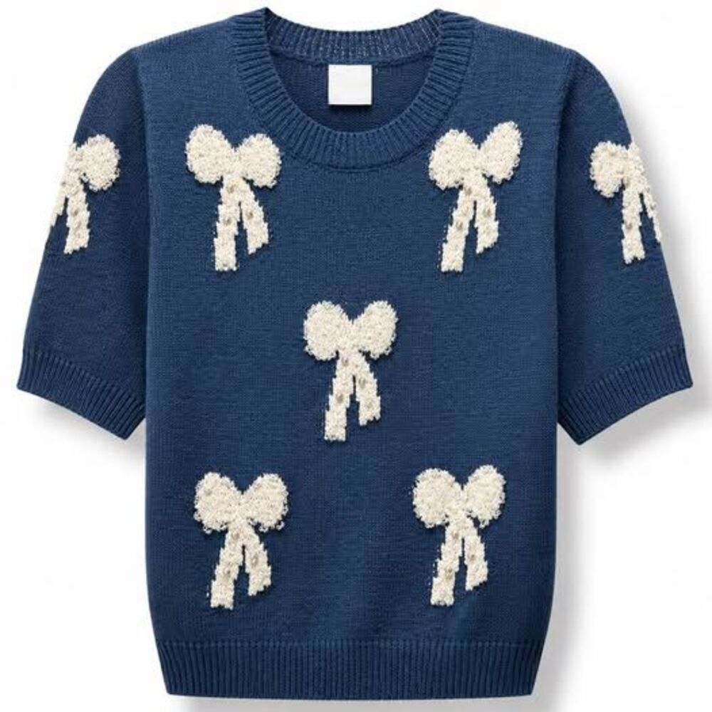 Zero Degrees Celsius Bow Motif Sweater – Size Small – NWT